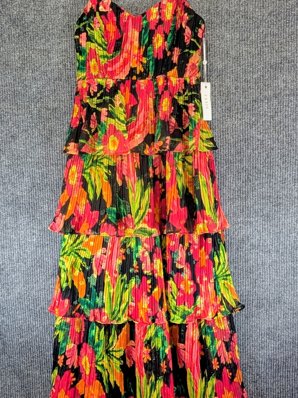 Siena Floral Plisse Tiered Ruffle Maxi Dress Sweetheart Neck NWT Size 4